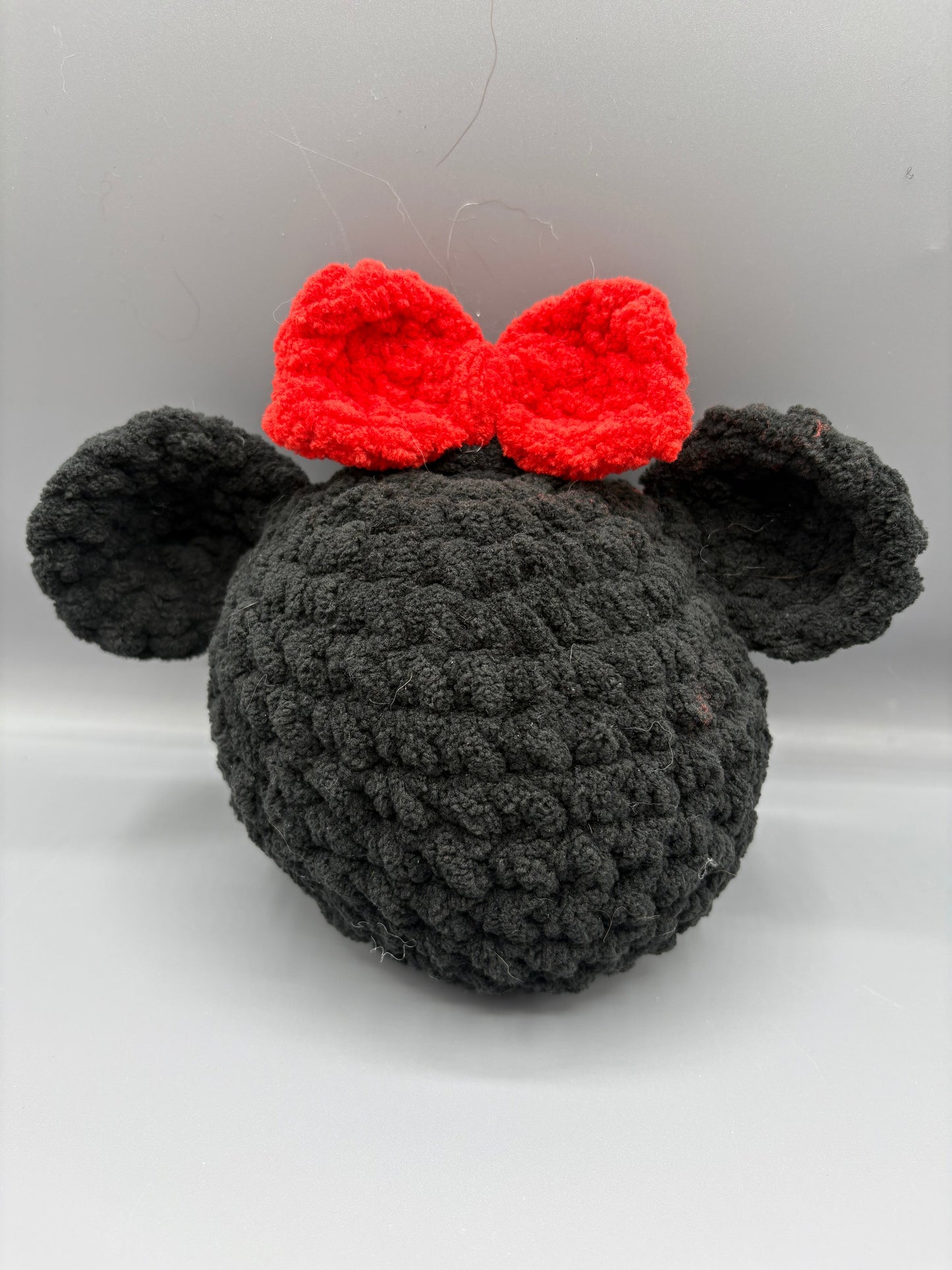 Mouse with Red Bow